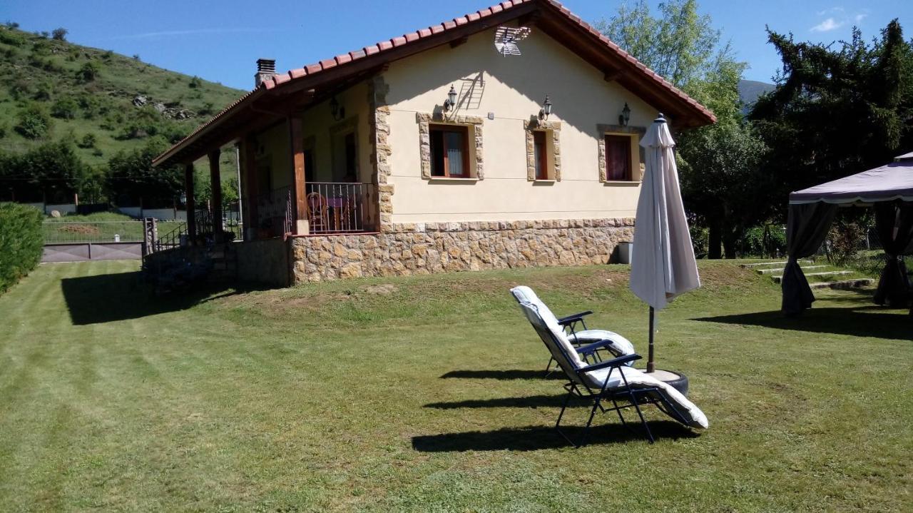 Chalet Refugio Del Cueto*** *